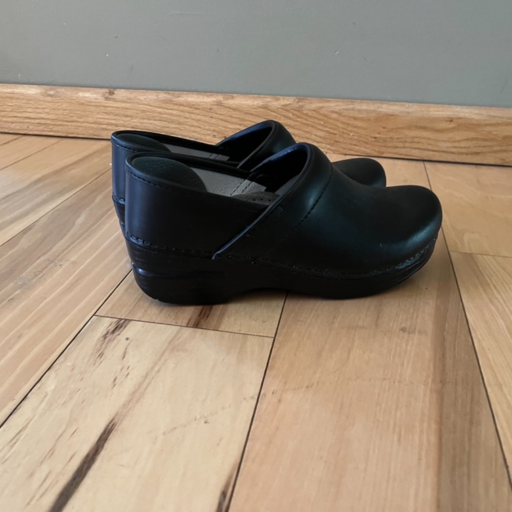 dansko - Picture 2 of 3